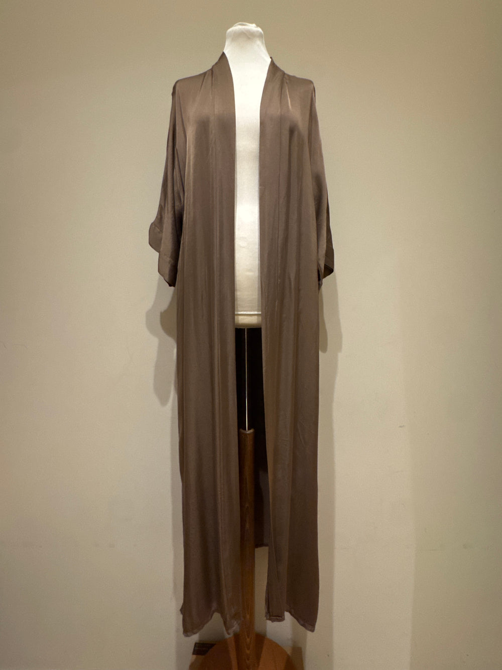 Kimono lungo in viscosa e seta bronzo