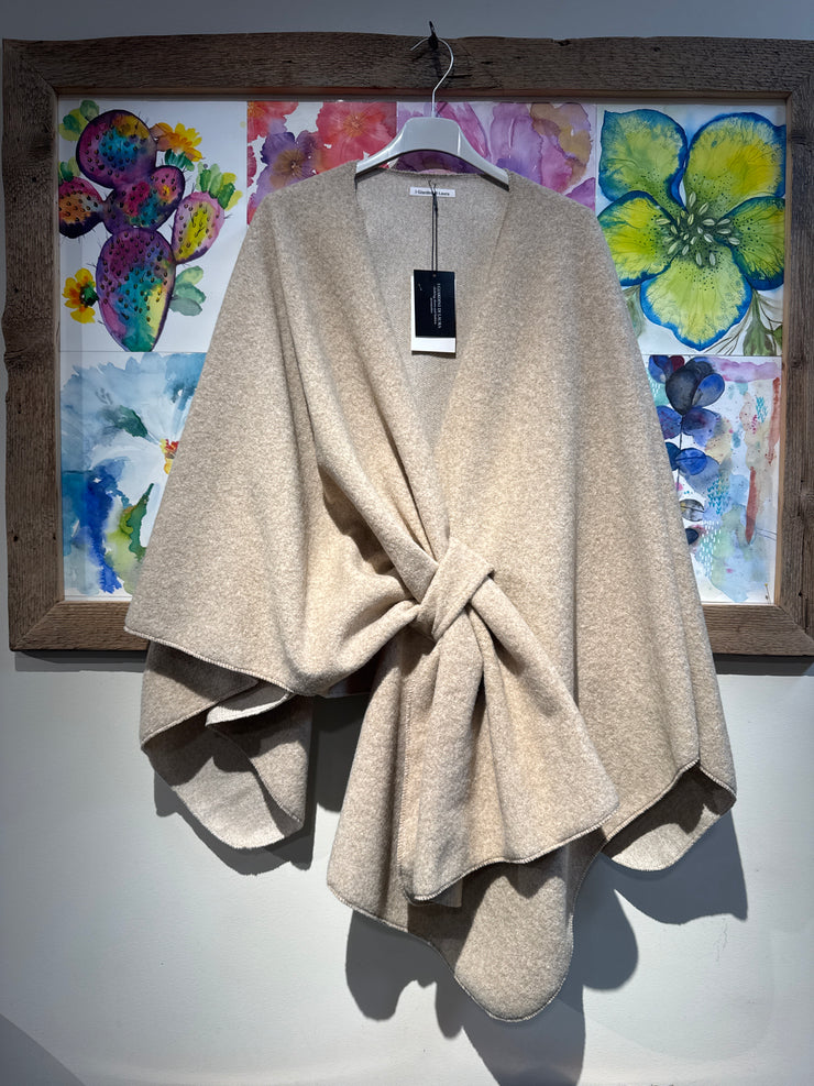Poncho mantella ecrù