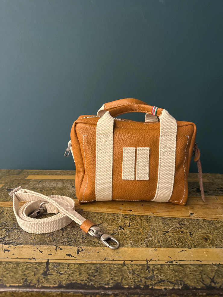 Borsa Marty pelle martellata tobacco manikomio dsgn