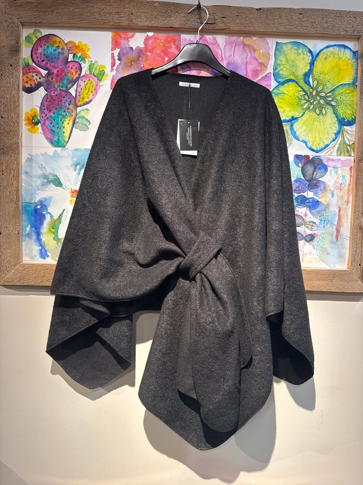 Poncho mantella nero