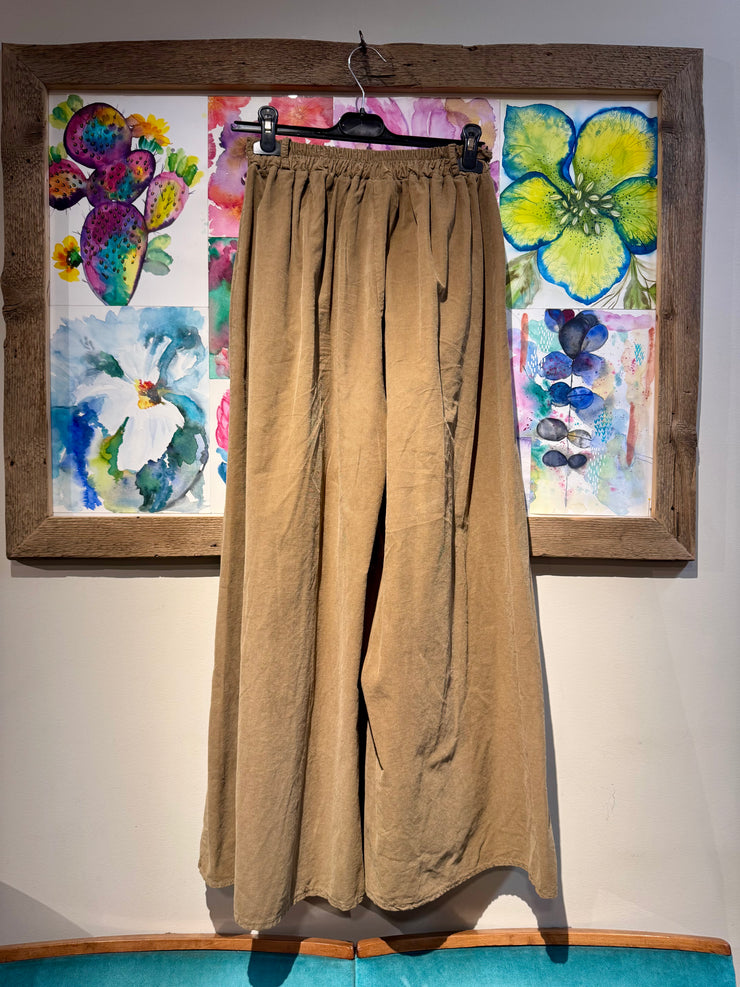 Pantalone ampio velluto 2000 righe cammello