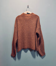 Maglia marrone scritta chalet