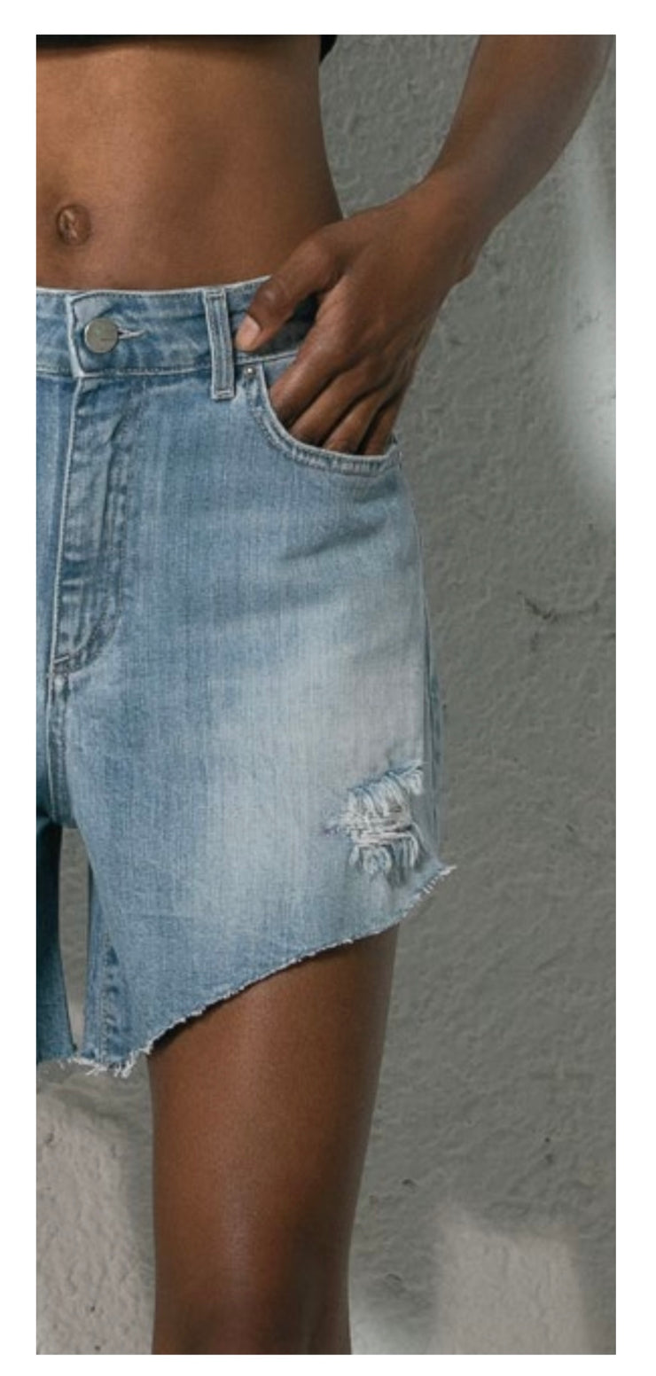 Short denim