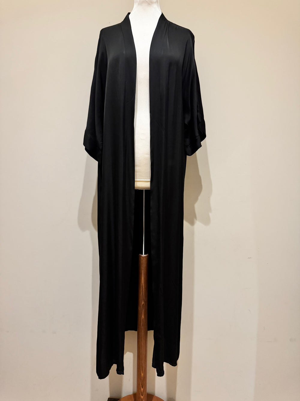 Kimono lungo in viscosa e seta nero