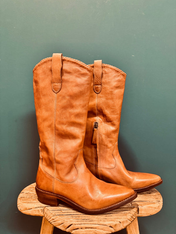 Texano medio cognac