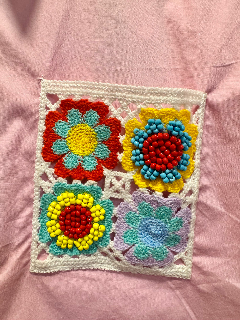 Camicia rosa con taschino ricamo