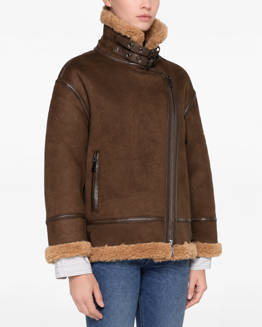 Giacca effetto montone con zip asimmetrica