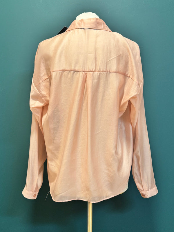 Camicia rosa nodo