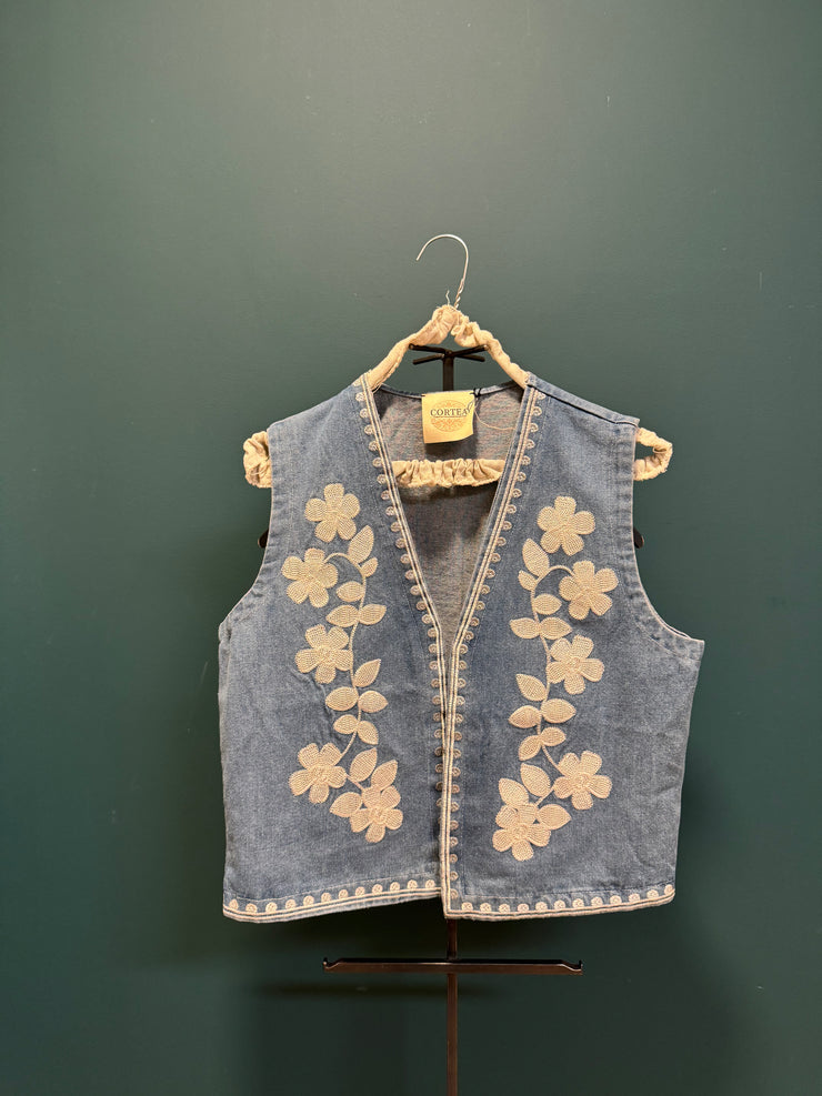 Gilet denim v con ricami
