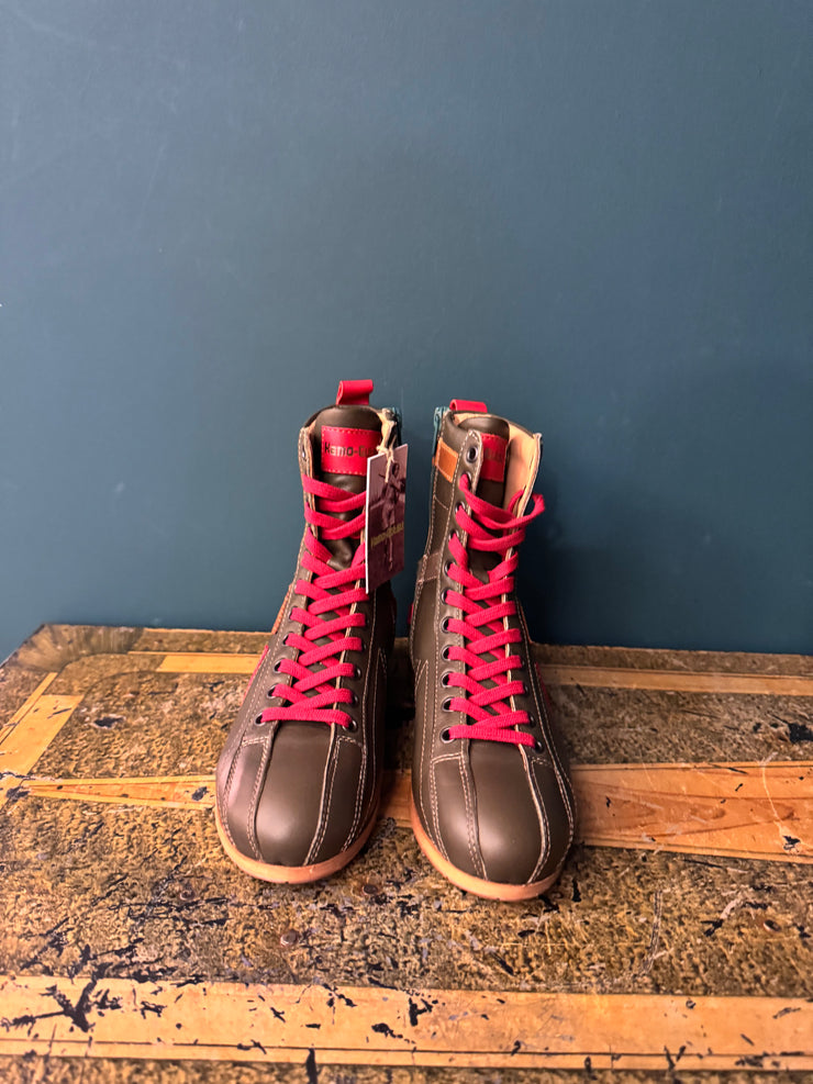 Sneakers stivaletto Kamo-Gutsu 106 verde militare