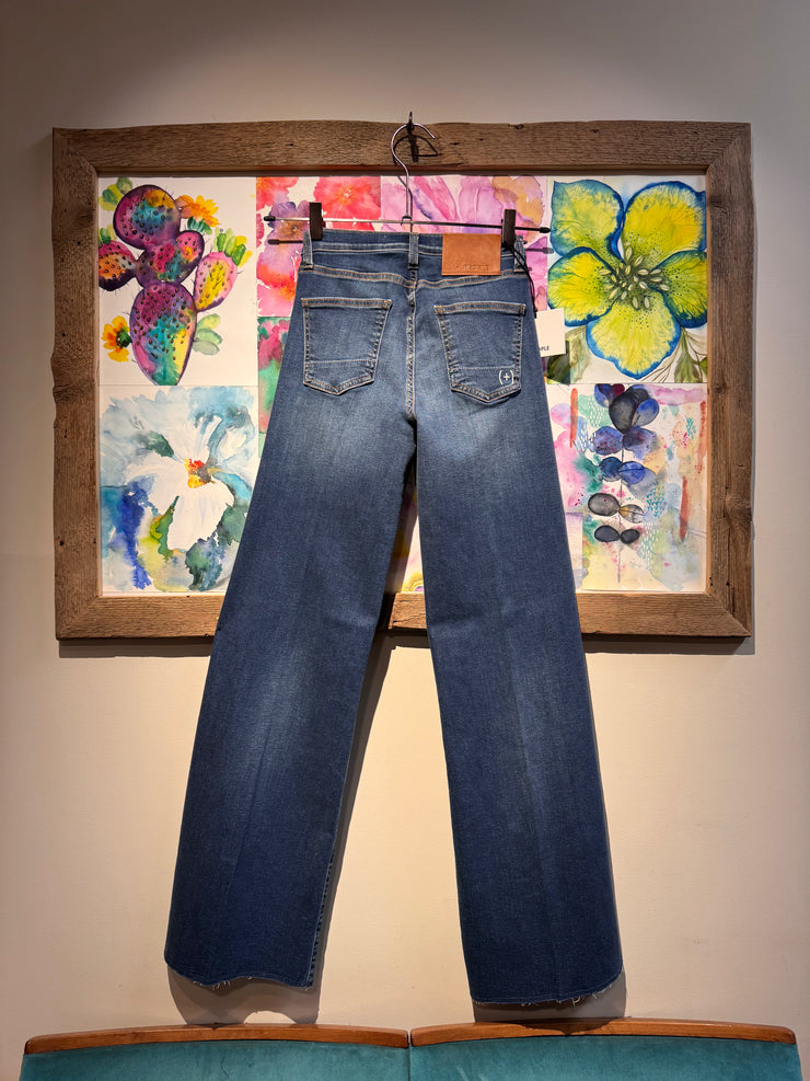 Jeans Emilia  +people
