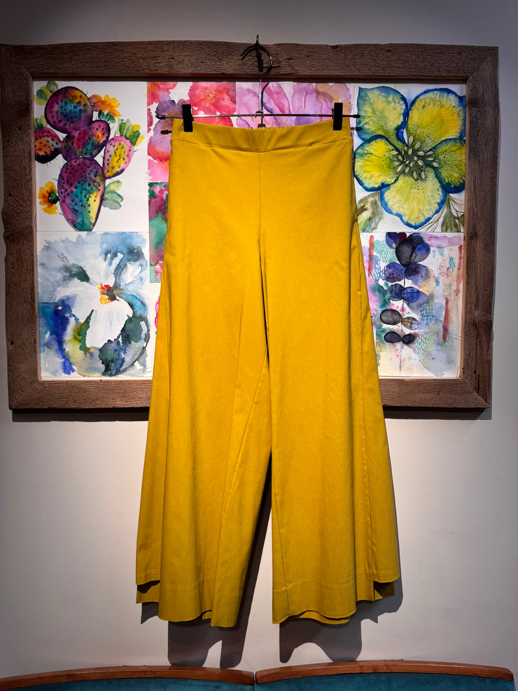 Pantalone palazzo senape mousse
