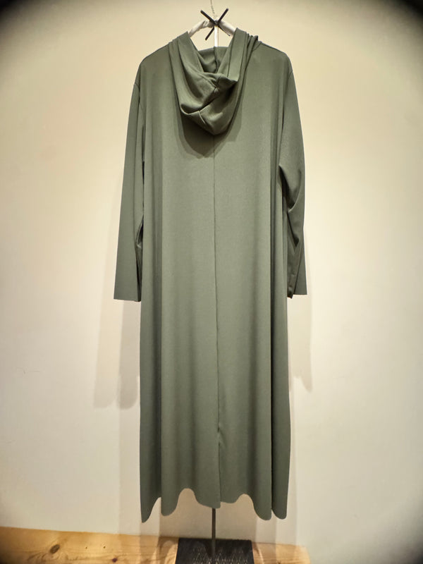 Abito con cappuccio verde militare