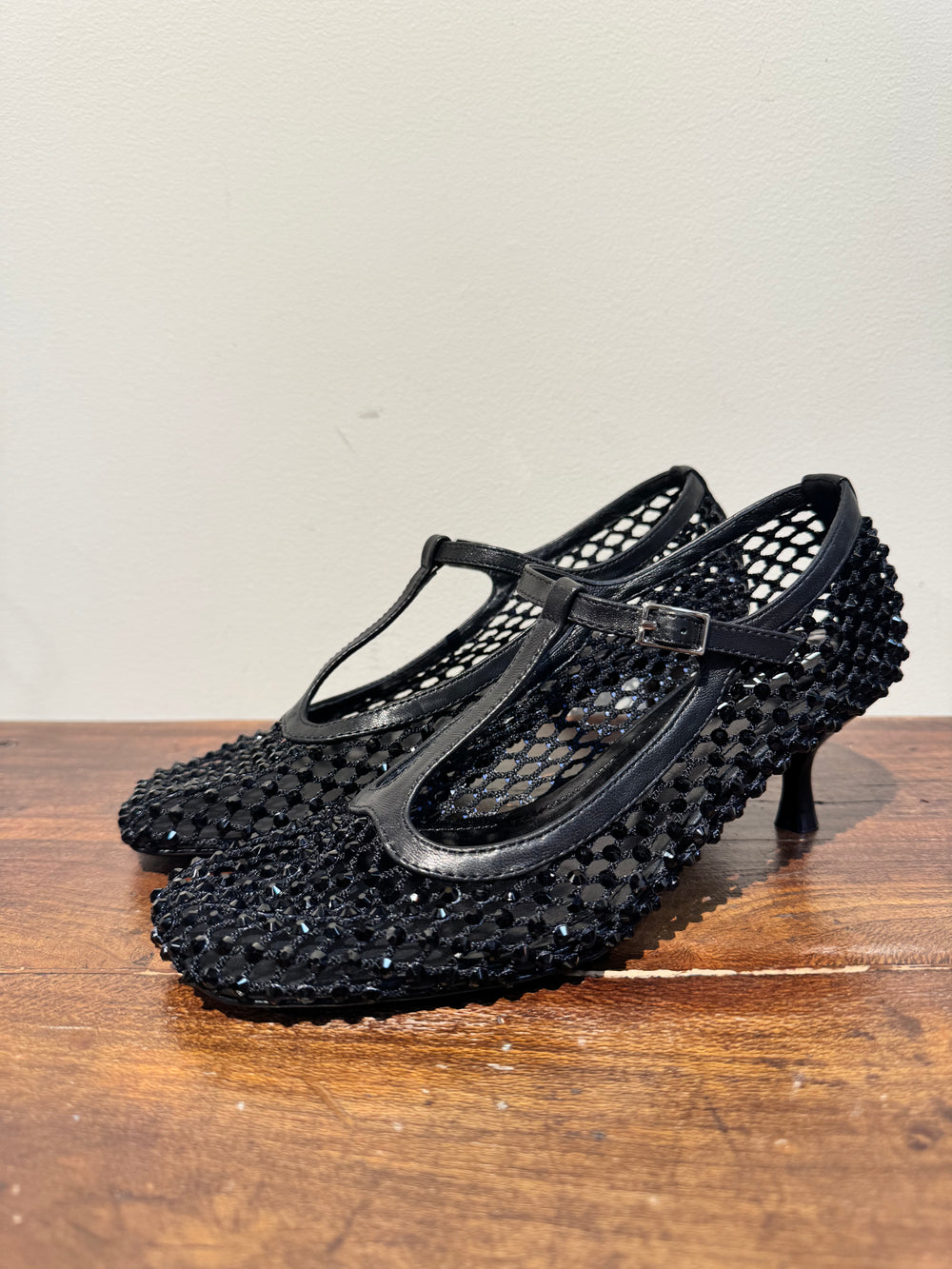Pump strass “T” nera STRATEGIA