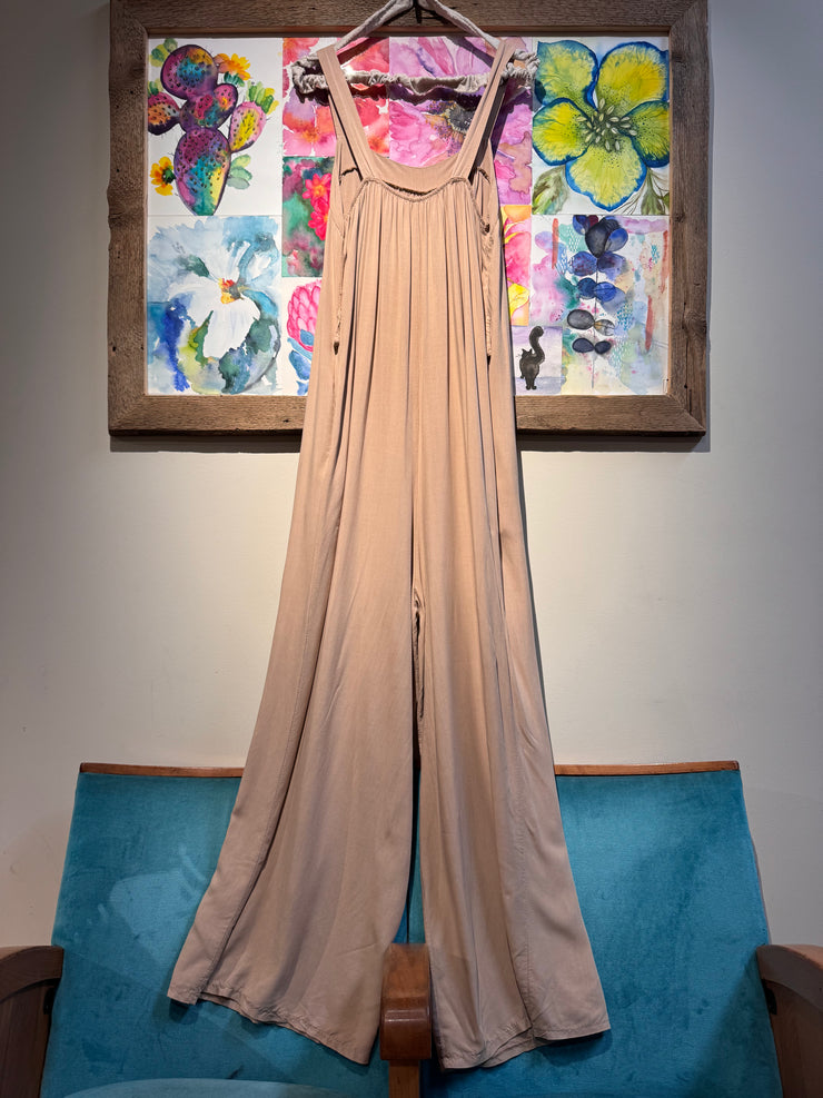 Tuta viscosa beige