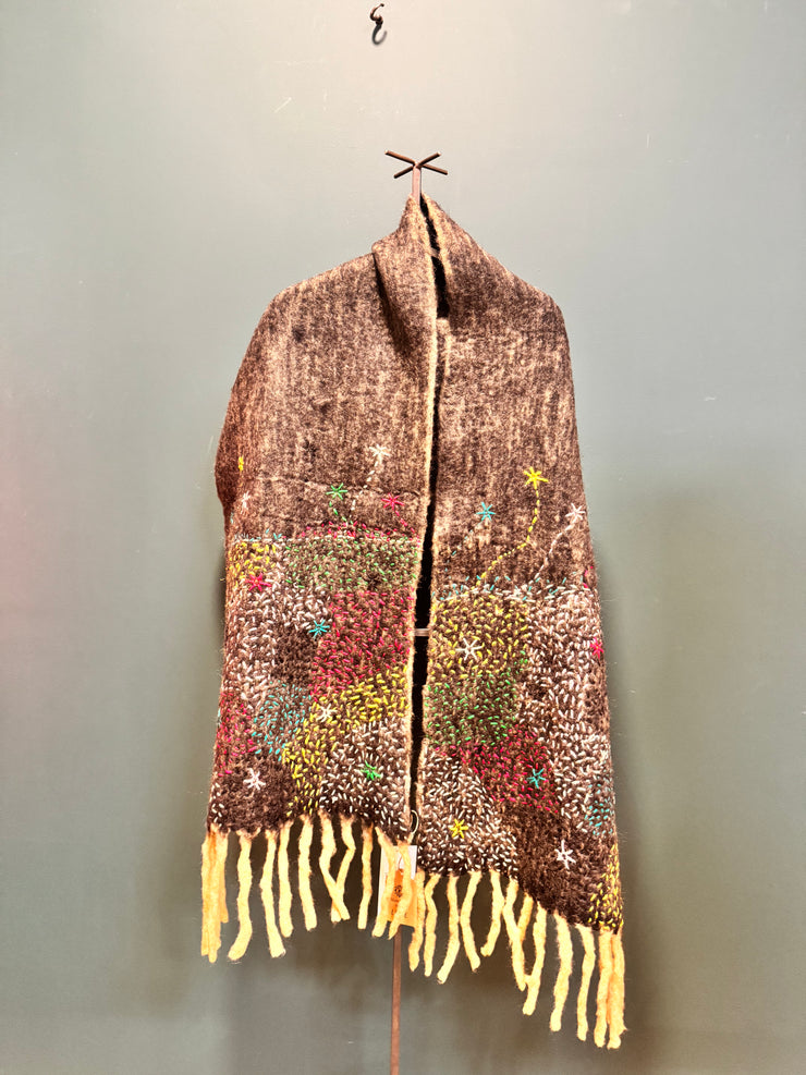 Sciarpa de Siena recycled wool  fantasia 1 hand stitched