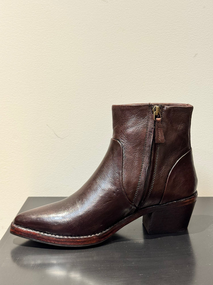 Tronchetto Texano pelle tamponato dark brown