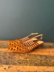 Sandalo Chanel pelle laminata intreccio arancio